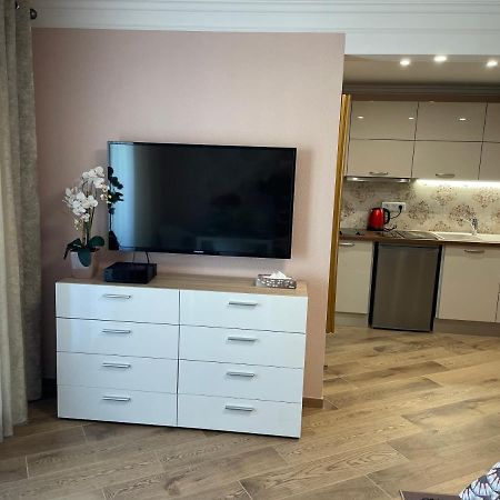 Studio With Swimming Pool 80 Meters Near The Beach Nizza Exterior foto